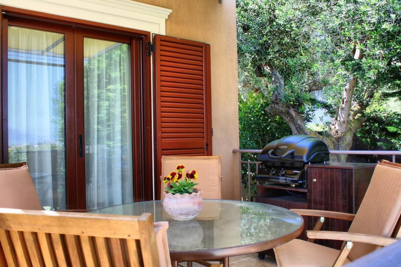 Traditional Villa Mandola Livathos  Εξωτερικό φωτογραφία